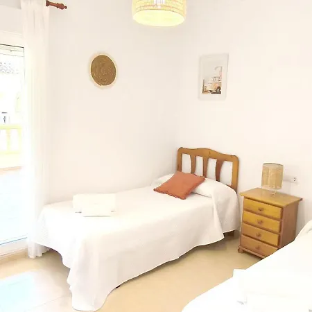 Apartamento La Giralda By Costa