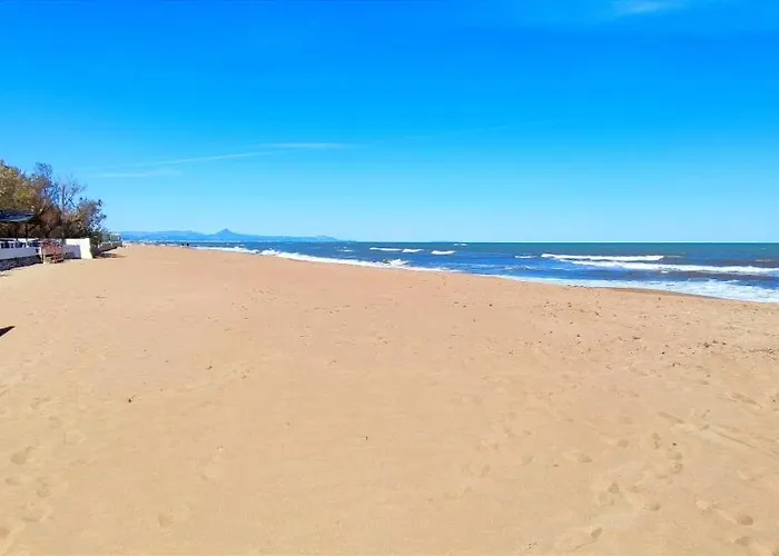 La Giralda By Costa Apartmán *