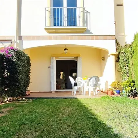 La Giralda By Costa *