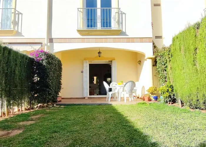 La Giralda By Costa *