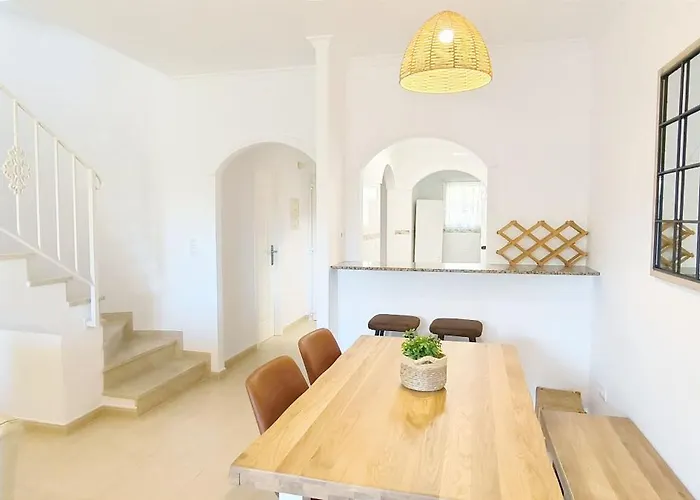 Apartamento La Giralda By Costa